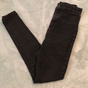 Jeans size 25